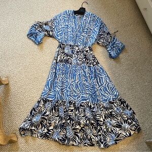 Diane Von Furstenberg Blue Black and White Tired Tie Waist Dress